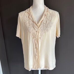 Vintage 1960s Floral Embroidered Pure Silk Blouse Short Sleeve Size 40